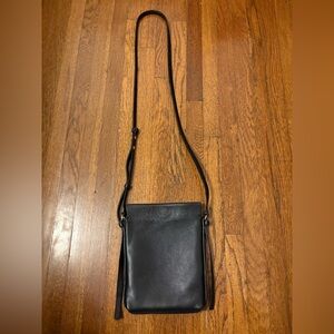 Black crossover purse